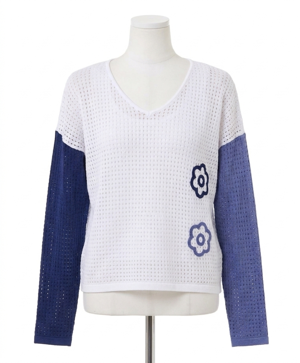 NEW FRENCH KYSS v-neck flower crochet top in white/multi